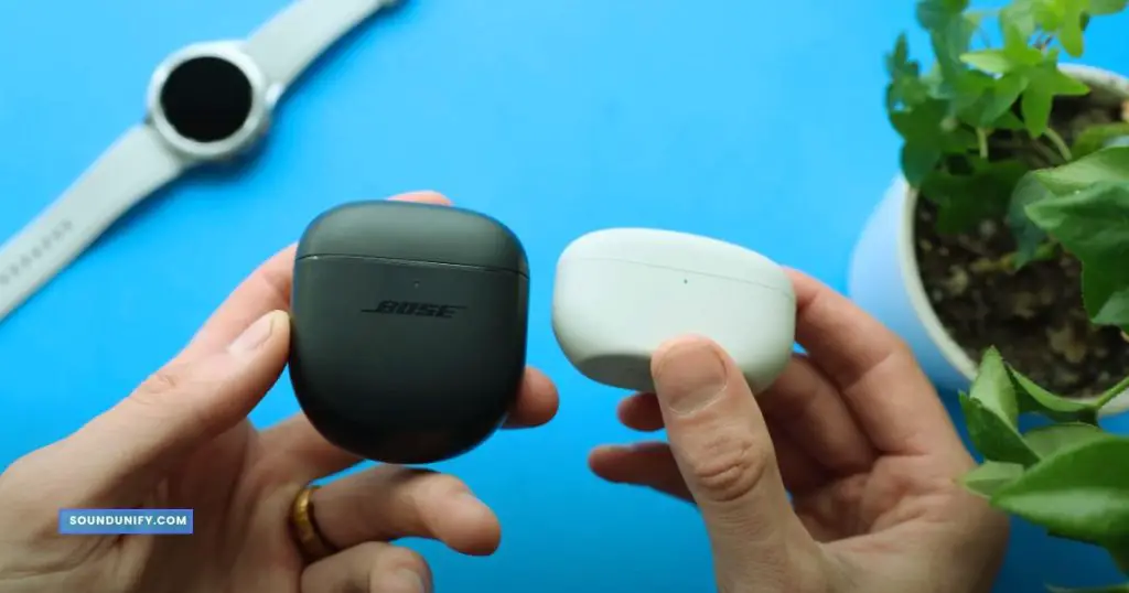 bose quietcomfort ultra vs. sony wf-1000xm5: Battery Life and Charging