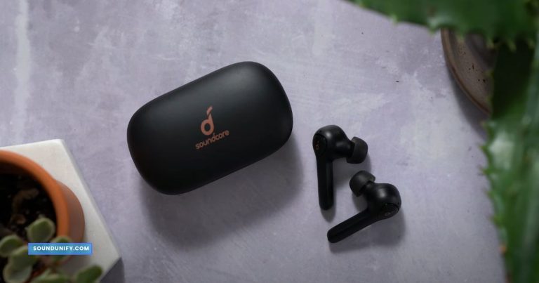 In-Ear TWS Earbuds Not Pairing Together