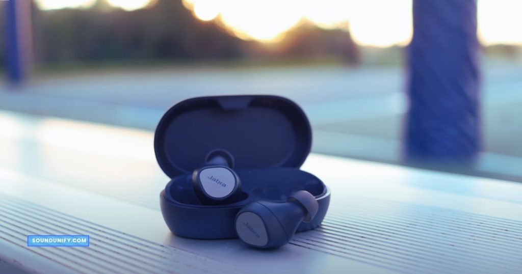 Jabra Elite 7 Pro Earbuds: A Comprehensive Review of Pros and Cons